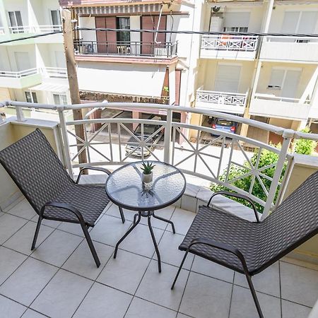 Yellow Fresh Apartment 2 Alexandroupoli Eksteriør billede