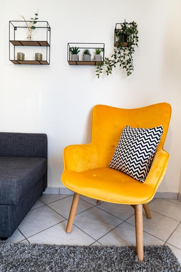 Yellow Fresh Apartment 2 Alexandroupoli Eksteriør billede
