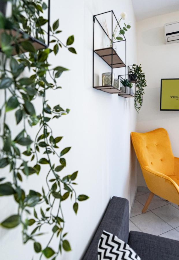 Yellow Fresh Apartment 2 Alexandroupoli Eksteriør billede