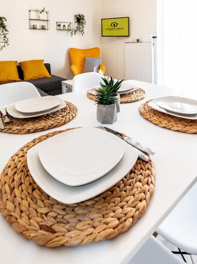 Yellow Fresh Apartment 2 Alexandroupoli Eksteriør billede